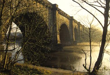 Halton Village, St Wilfrid's Church and Lune Aqueduct