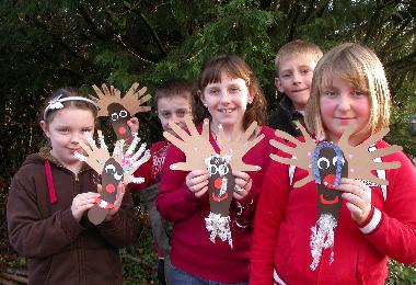 Family activity: whacky winter wreaths