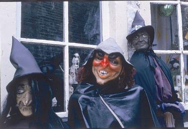 Pendle Witches Mini-Bus Tour